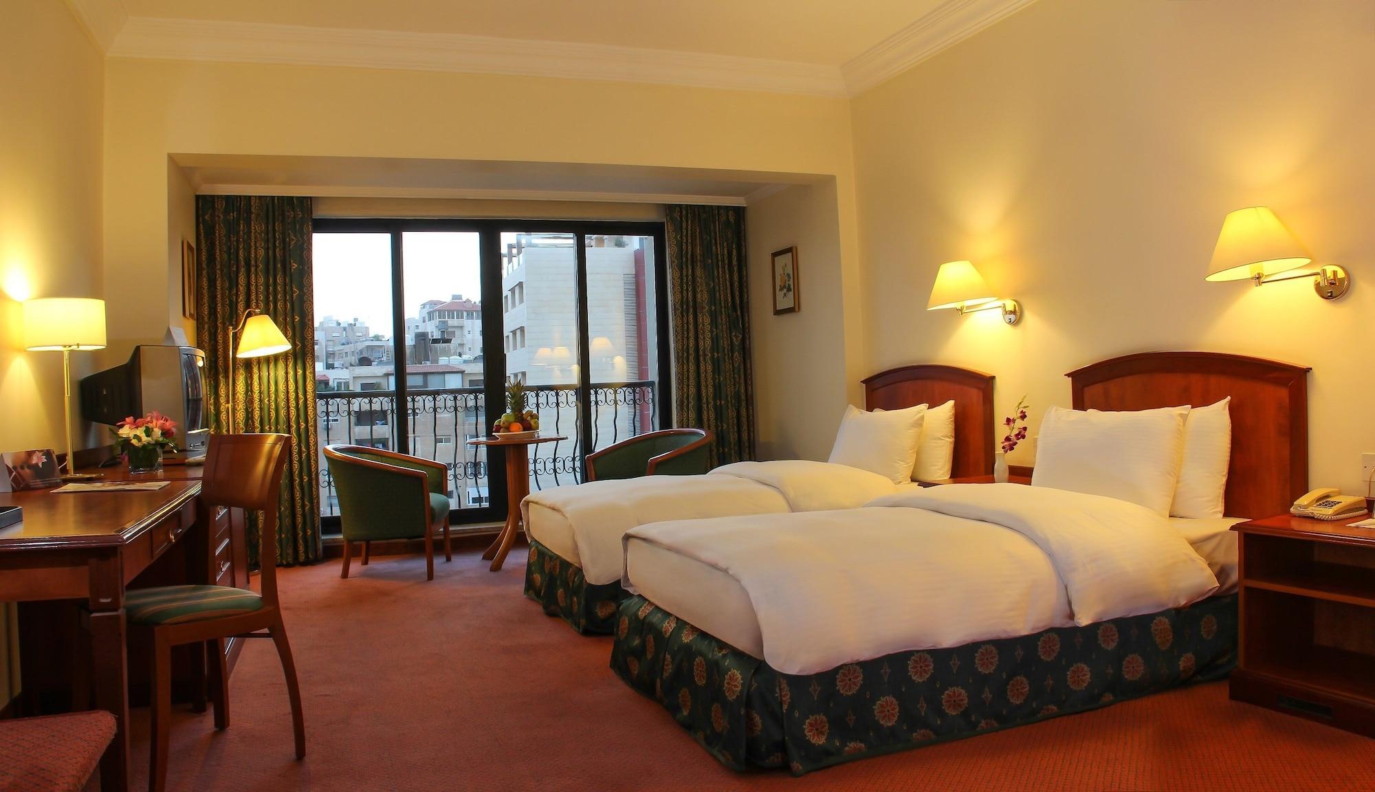 Grand Palace Hotel Amman Exterior photo