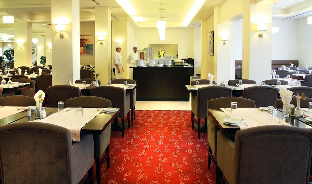 Grand Palace Hotel Amman Exterior photo