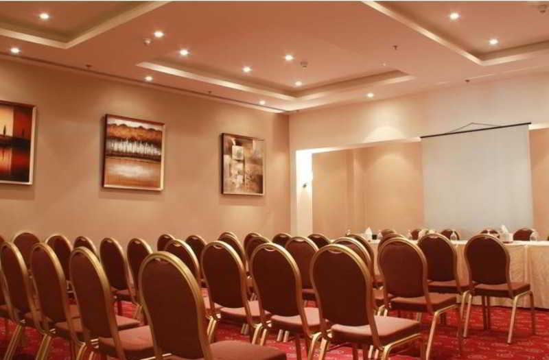 Grand Palace Hotel Amman Exterior photo