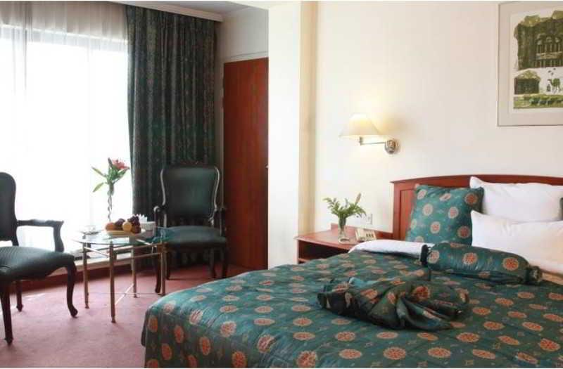 Grand Palace Hotel Amman Exterior photo