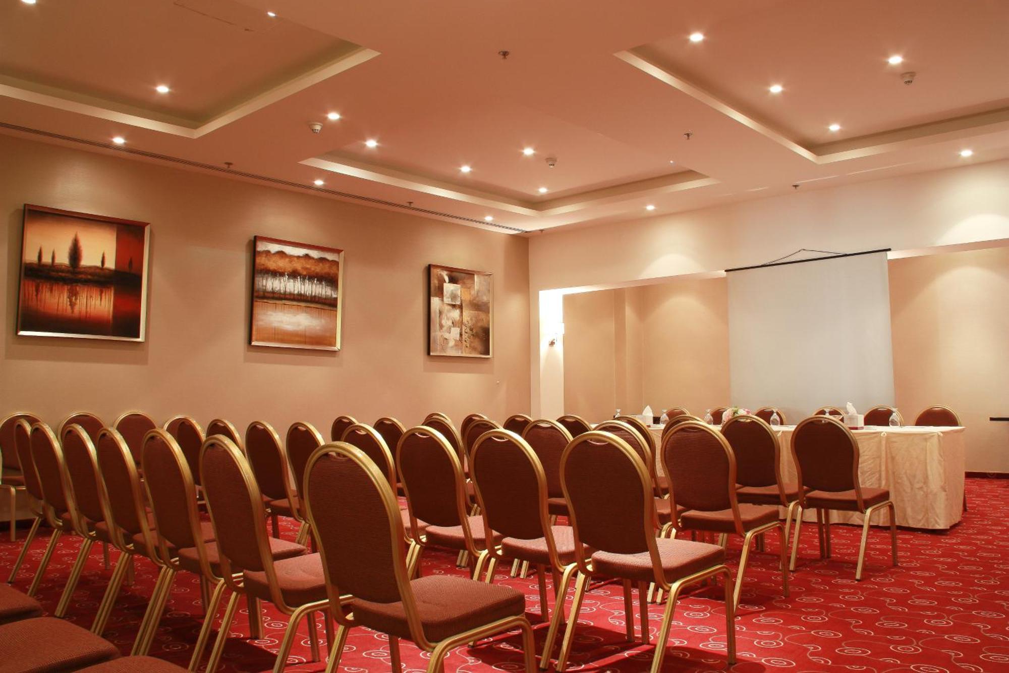 Grand Palace Hotel Amman Exterior photo