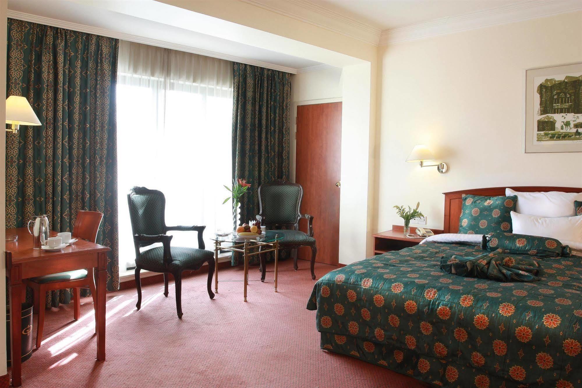 Grand Palace Hotel Amman Exterior photo
