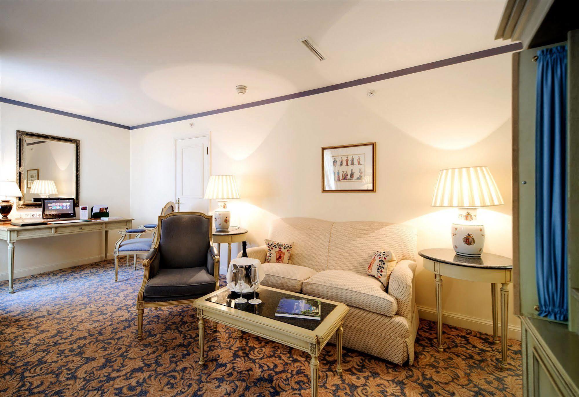 Grand Palace Hotel Amman Exterior photo